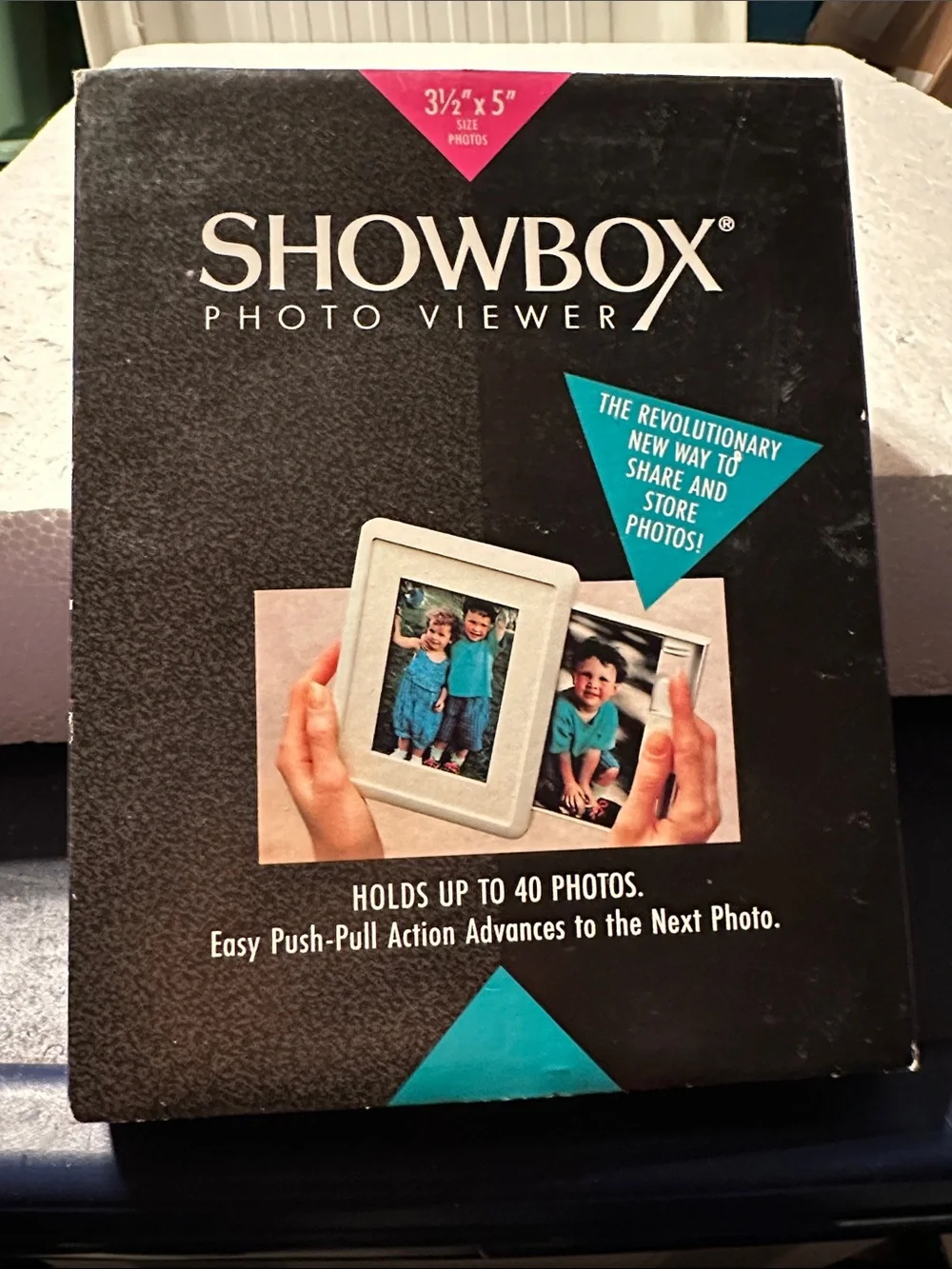 Vintage Showbox Photo Viewer - Picture 1 of 6